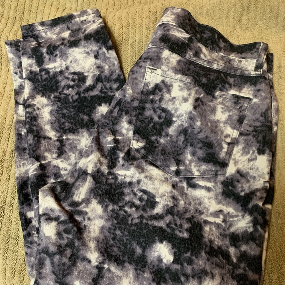 Marbled pants